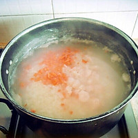 菠菜胡萝卜鲜虾粥的做法图解2