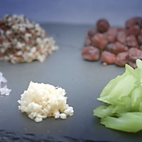 藜麦 青稞鲜果健康沙拉的做法图解2