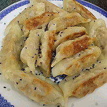 粤式早茶点心:煎饺