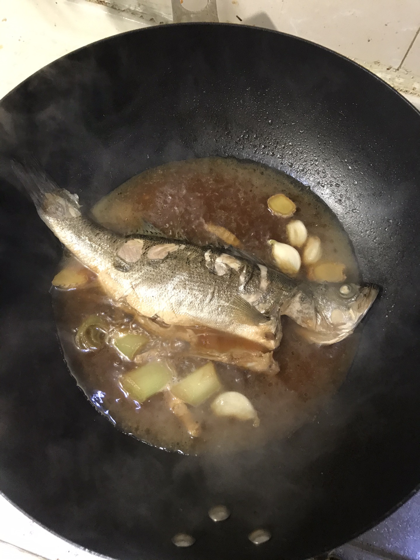 Sea bass with ginger and scallion