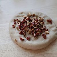 红糖大枣开花馒头的做法图解5