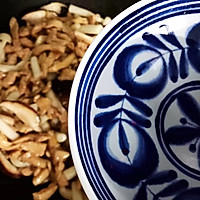 #硬核菜谱制作人#蚝油双菇鸡丝的做法图解20