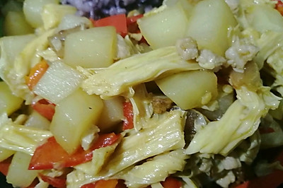 土豆炒腐竹