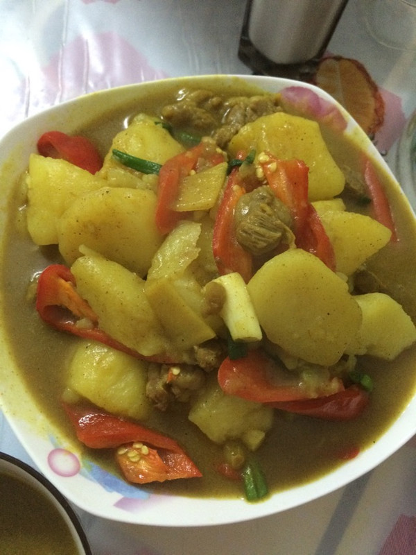 咖喱土豆牛腩