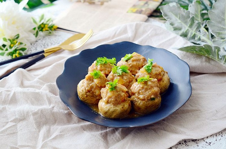 虾仁肉丸酿口蘑的做法