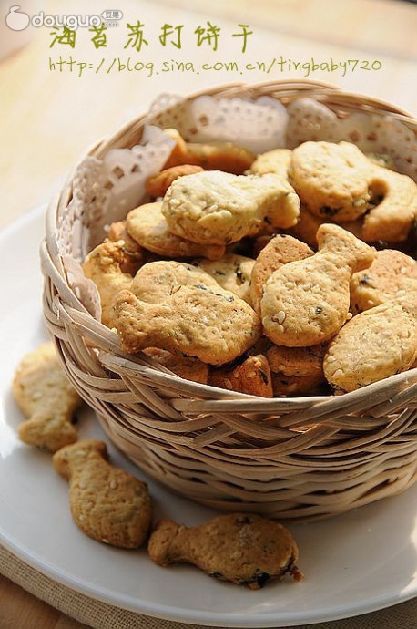 Seaweed soda biscuit