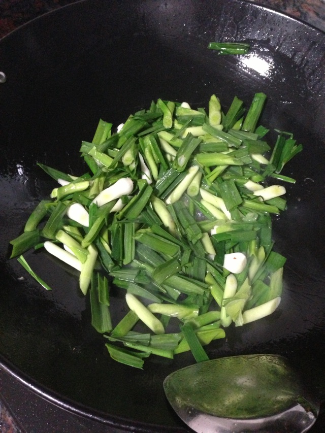 蒜苗五花肉的做法图解5