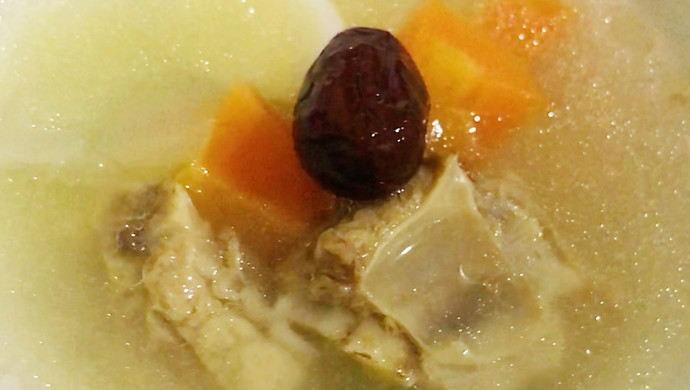 清炖山药排骨汤(快手电饭煲版)，夏日清补养生靓汤煲汤