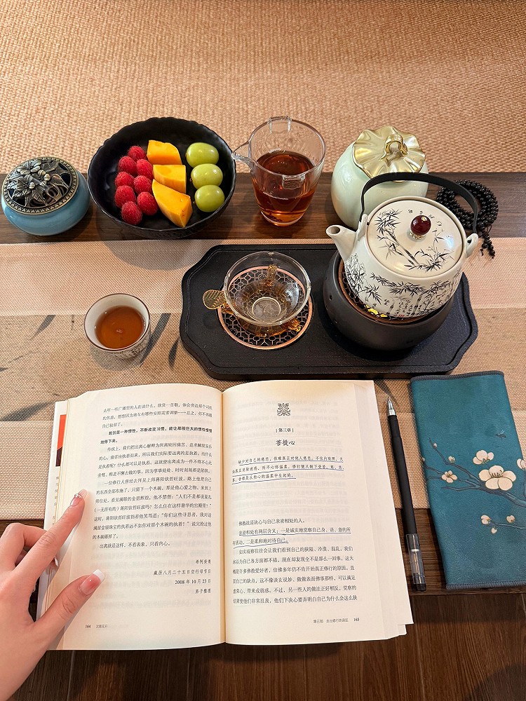 成都品茶鲜花配送喝茶上课工作室安排的做法