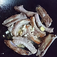 糖醋排骨的做法图解3