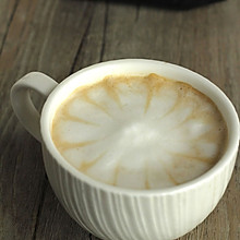 #变身咖啡大师之牛奶咖啡#附打发奶泡注意事项