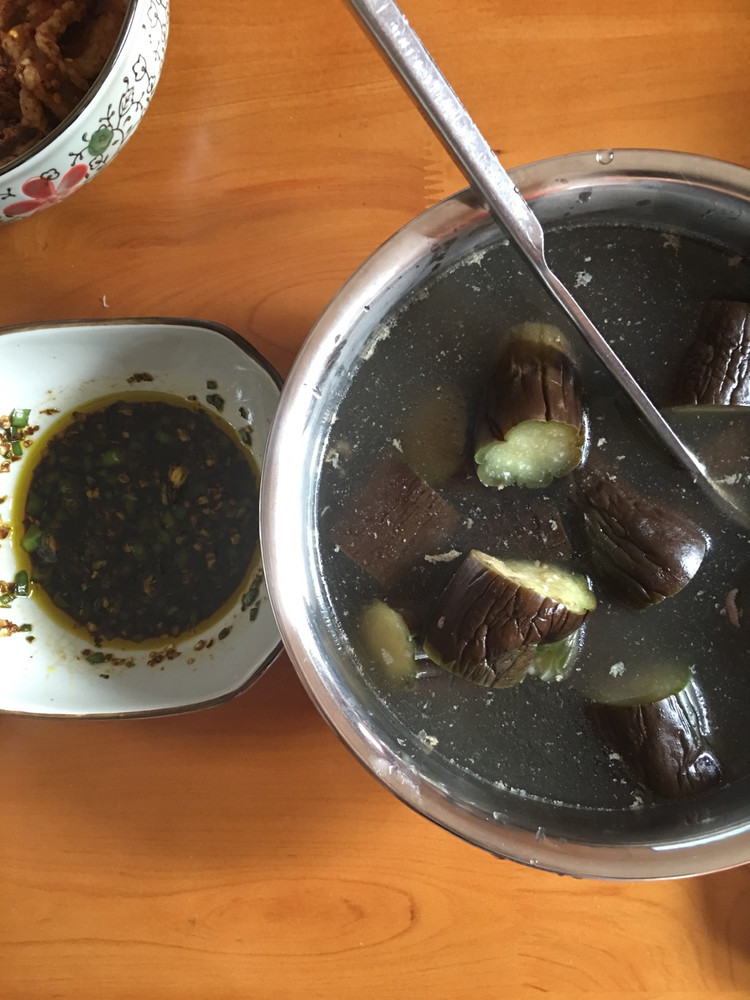 白水茄子和蘸碟的做法