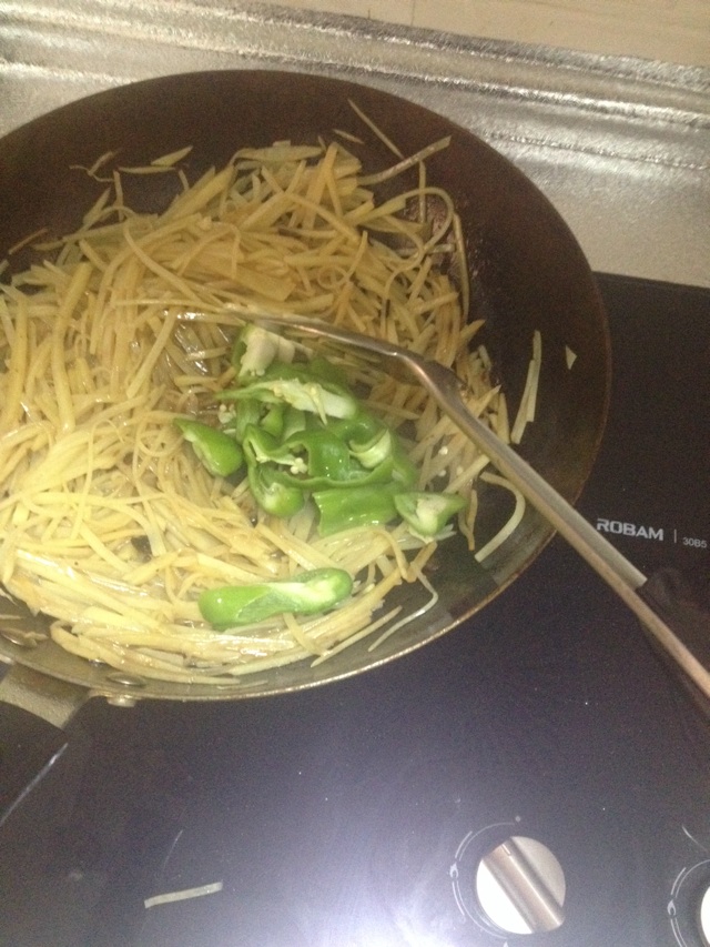 豆酱土豆丝的做法图解5