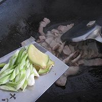 家常炒酸菜的做法图解5