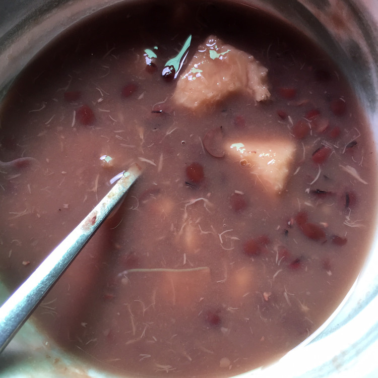 红豆芋头汤的做法