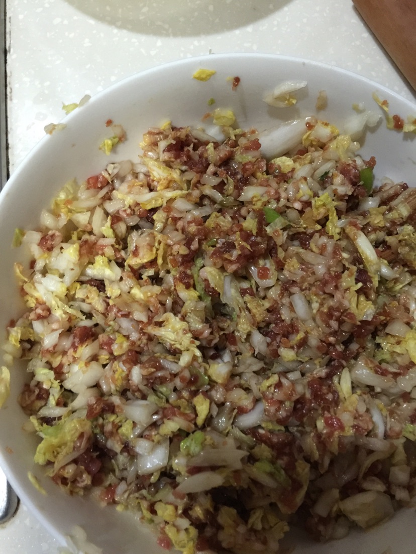 白菜馅饼的做法图解2