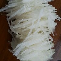 凉拌萝卜丝的做法图解2