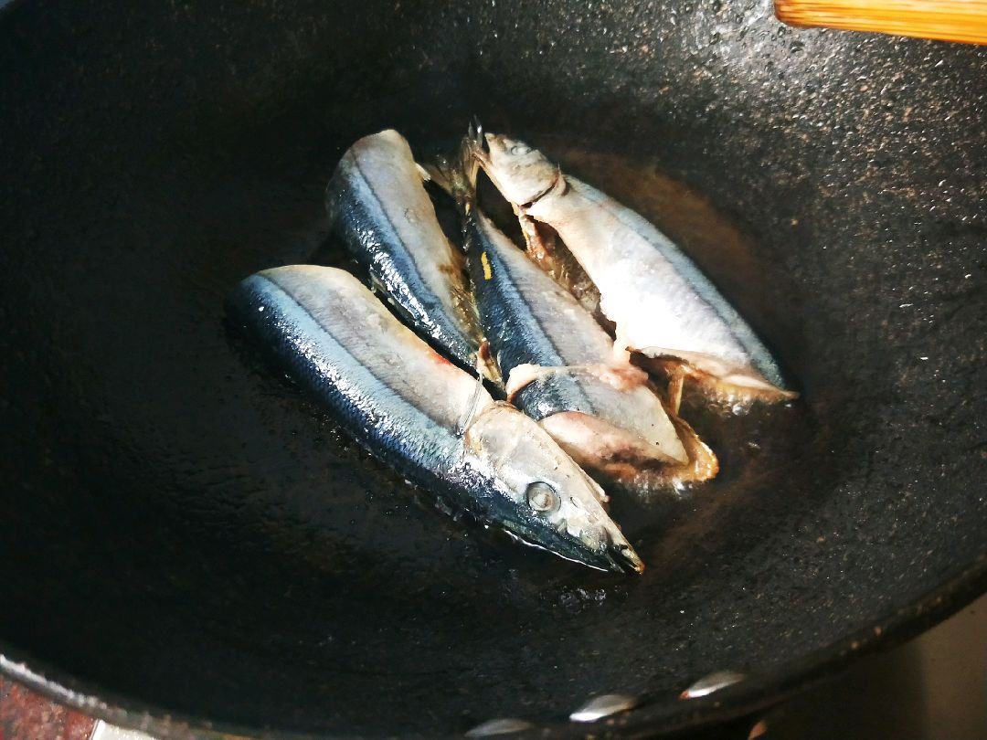 红烧刀鱼,红烧刀鱼的家常做法 - 美食杰红烧刀鱼做法大全