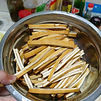 炝炒白菜豆干的做法图解3