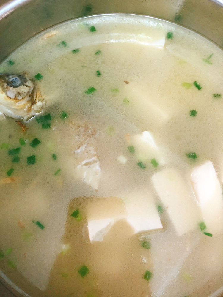 豆腐鱼汤的做法