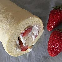鲜奶草莓蛋糕卷的做法图解12