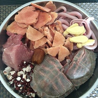 去湿茯苓龟蛇汤