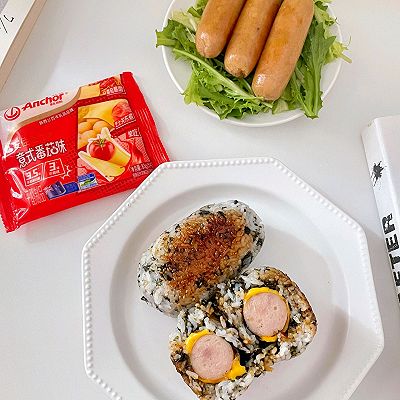爆浆烤肠饭团好吃极了