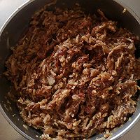 皮薄馅大之萝卜馅儿肉饼的做法图解3