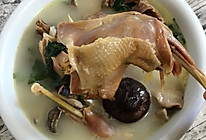 腊野鸡香菇汤的做法