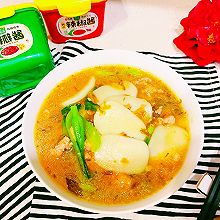 #葱伴侣豆瓣酱能蘸善炒#酱香肉末雪菜年糕汤