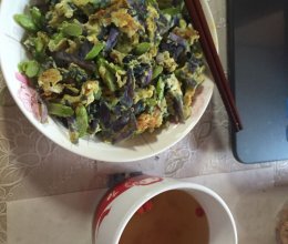 芦笋炒蛋的做法