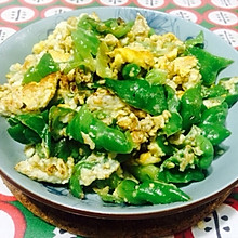 青椒炒土鸡蛋-家常简易菜