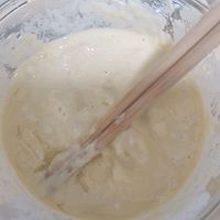 香蕉鸡蛋饼的做法图解2