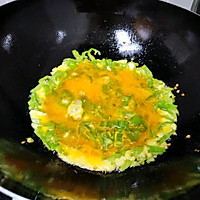 青椒抱鸡蛋，最好吃的炒法的做法图解3