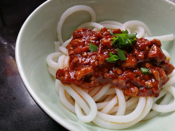 新疆拌米粉+拌啥都好吃的鸡肉酱