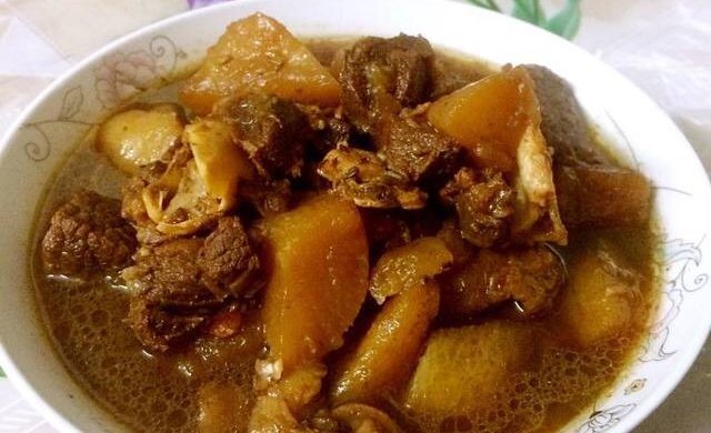 羊肉炖萝卜