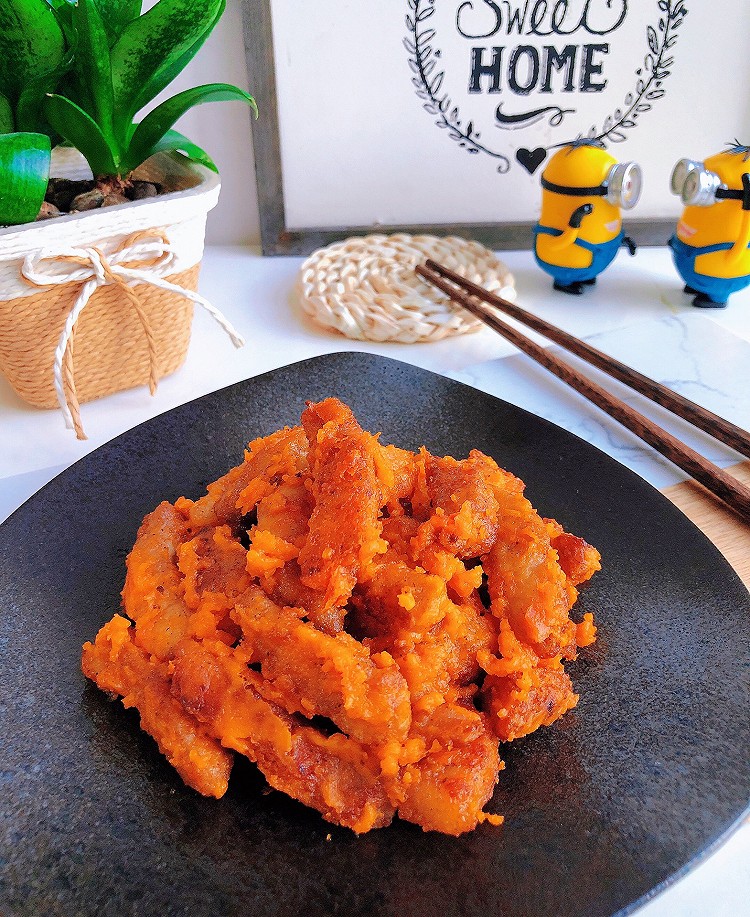 金沙肉条（咸蛋黄焗肉条）的做法