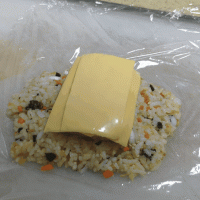 #天猫美味妙妙屋#剩米饭的花样吃法—芝士火腿饭团的做法图解13