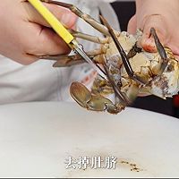 一道简约而不简单的黑椒汁抄蟹，贼好味！#巨下饭的家常菜#的做法图解3