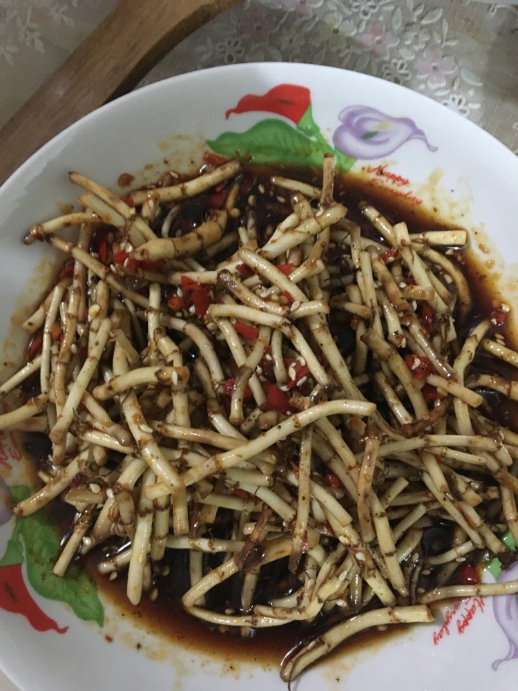 折耳根的做法图解1
