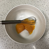 百香果慕斯蛋糕的做法图解1