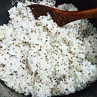 金枪鱼荞麦苗藜麦饭团-蜜桃爱营养师私厨-健身减肥野餐便当的做法图解2