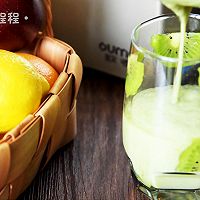 青提猕猴桃思慕雪的做法图解5