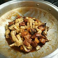 五花肉烧百结的做法图解10