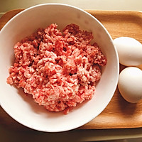 肉饼蒸蛋#我们约饭吧#的做法图解1