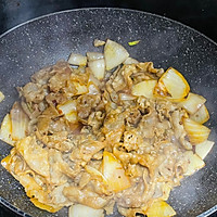 #外婆乡炒出火锅香#火锅味洋葱肥牛的做法图解7