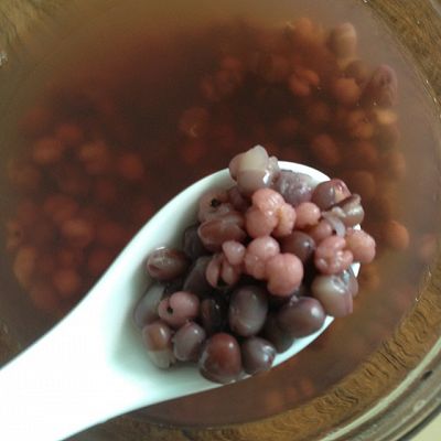 冰糖红豆薏米水