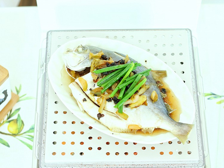 豆豉蒸金鲳鱼的做法