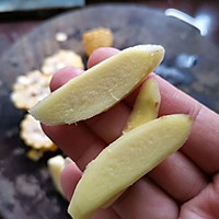 苹果玉米马蹄解腻汤的做法图解4