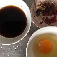 红糖焖蛋的做法图解1